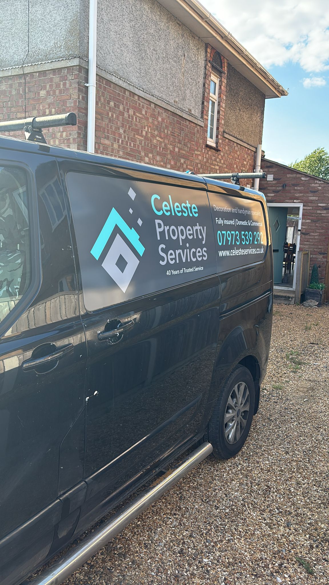 Magnetic van signs