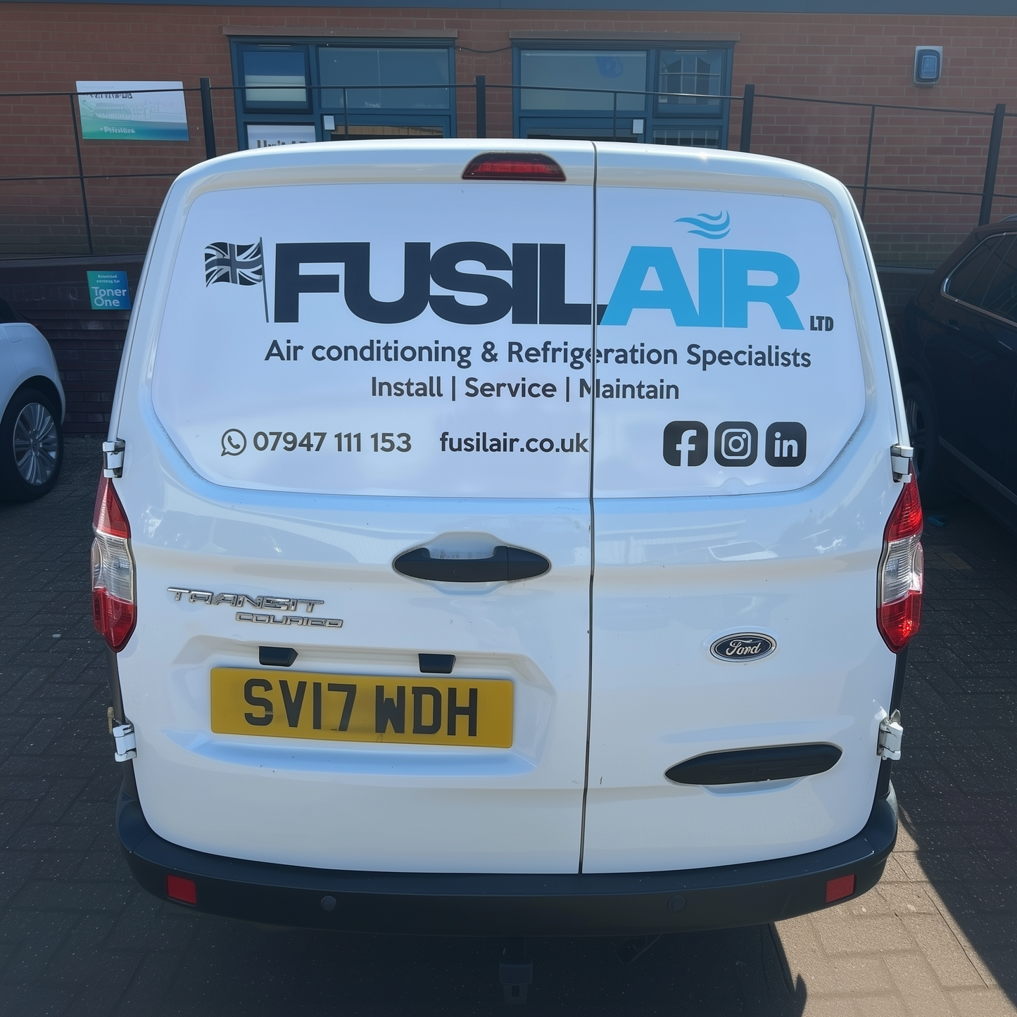 Magnetic van signs